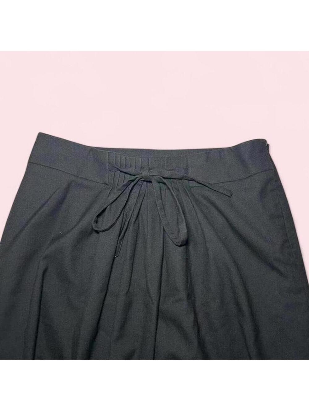 Gap Black Mini Skirt Y2K Size 0 - Picture 2 of 3